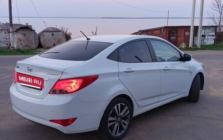 Hyundai Solaris II рестайлинг, 2014 год, 970 000 рублей, 3 фотография