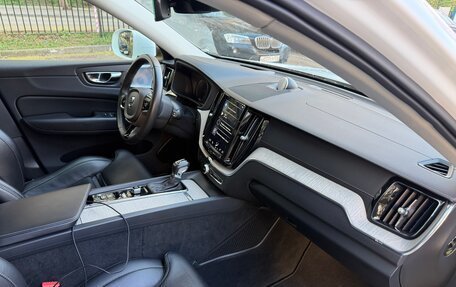 Volvo XC60 II, 2019 год, 3 600 000 рублей, 9 фотография