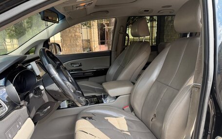 KIA Carnival III, 2016 год, 1 900 000 рублей, 10 фотография
