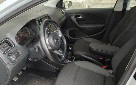 Volkswagen Polo VI (EU Market), 2018 год, 980 000 рублей, 3 фотография