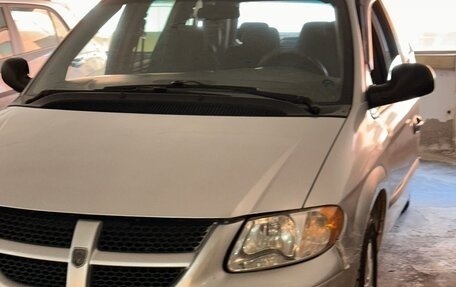 Dodge Caravan IV, 2001 год, 290 000 рублей, 2 фотография