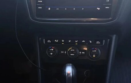 Volkswagen Tiguan II, 2017 год, 2 440 000 рублей, 15 фотография