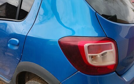 Renault Sandero II рестайлинг, 2017 год, 1 000 000 рублей, 2 фотография