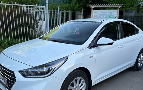 Hyundai Solaris II рестайлинг, 2019 год, 1 600 000 рублей, 7 фотография