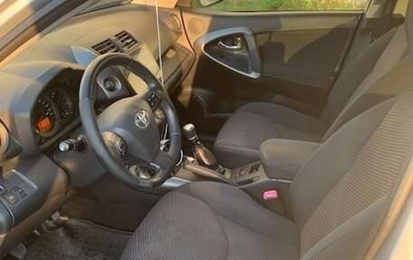 Toyota RAV4, 2011 год, 1 450 000 рублей, 7 фотография