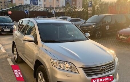 Toyota RAV4, 2011 год, 1 450 000 рублей, 2 фотография