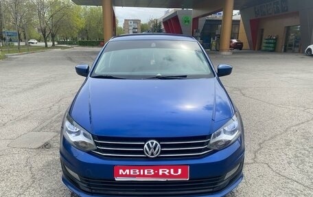 Volkswagen Polo VI (EU Market), 2018 год, 950 000 рублей, 1 фотография
