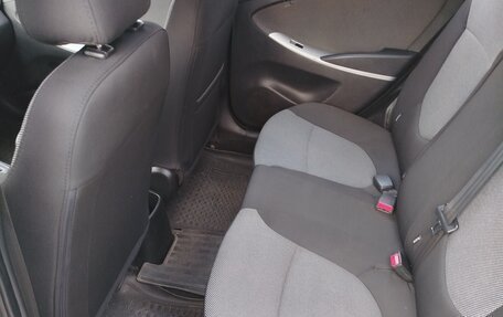 Hyundai Solaris II рестайлинг, 2011 год, 795 000 рублей, 5 фотография