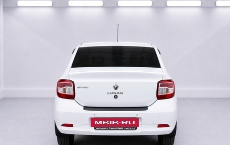 Renault Logan II, 2018 год, 670 000 рублей, 3 фотография