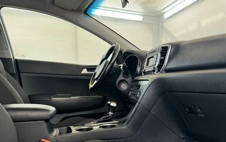KIA Sportage IV рестайлинг, 2020 год, 2 190 000 рублей, 12 фотография