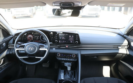 Hyundai Elantra, 2022 год, 2 190 000 рублей, 12 фотография