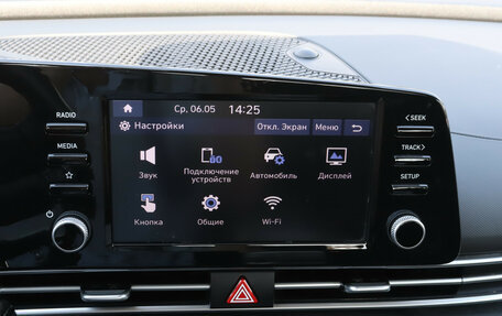 Hyundai Elantra, 2022 год, 2 190 000 рублей, 17 фотография