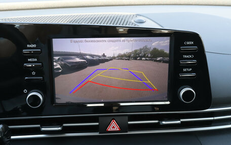 Hyundai Elantra, 2022 год, 2 190 000 рублей, 16 фотография