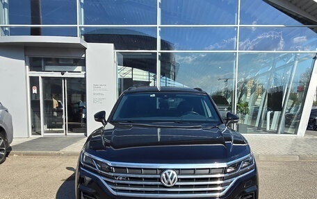 Volkswagen Touareg III, 2020 год, 5 600 000 рублей, 3 фотография
