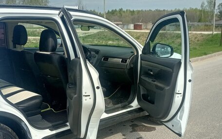 Mitsubishi Outlander III рестайлинг 3, 2014 год, 1 250 000 рублей, 10 фотография