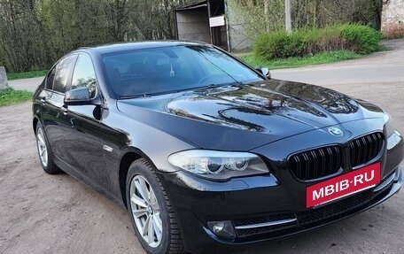 BMW 5 серия, 2012 год, 1 450 000 рублей, 2 фотография
