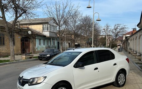 Renault Logan II, 2018 год, 490 000 рублей, 3 фотография