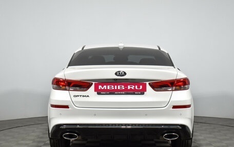 KIA Optima IV, 2018 год, 1 900 000 рублей, 6 фотография