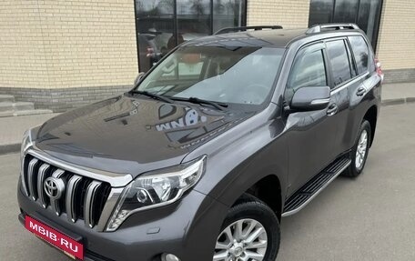 Toyota Land Cruiser Prado 150 рестайлинг 2, 2016 год, 3 600 000 рублей, 12 фотография