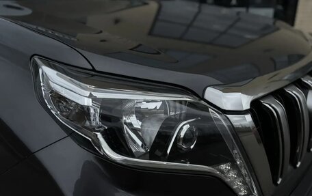 Toyota Land Cruiser Prado 150 рестайлинг 2, 2016 год, 3 600 000 рублей, 13 фотография