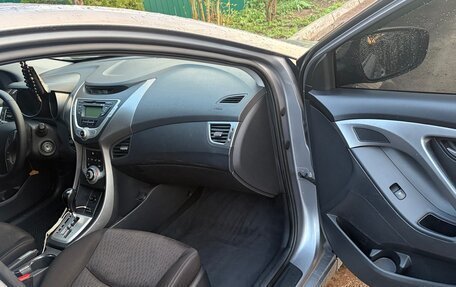 Hyundai Elantra V, 2012 год, 930 000 рублей, 6 фотография