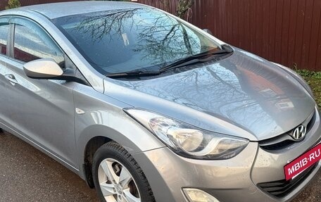 Hyundai Elantra V, 2012 год, 930 000 рублей, 3 фотография