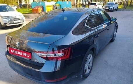 Skoda Superb III рестайлинг, 2016 год, 1 750 000 рублей, 6 фотография