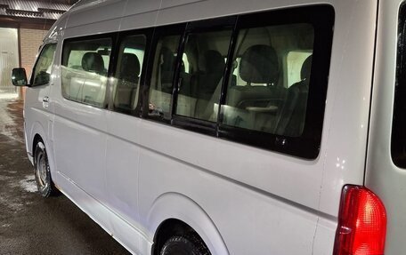 Toyota HiAce H200, 2006 год, 1 250 000 рублей, 10 фотография