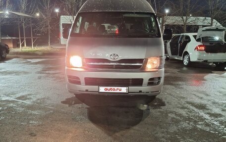 Toyota HiAce H200, 2006 год, 1 250 000 рублей, 7 фотография
