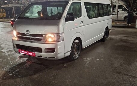 Toyota HiAce H200, 2006 год, 1 250 000 рублей, 8 фотография