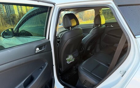 Hyundai Tucson III, 2018 год, 2 400 000 рублей, 6 фотография