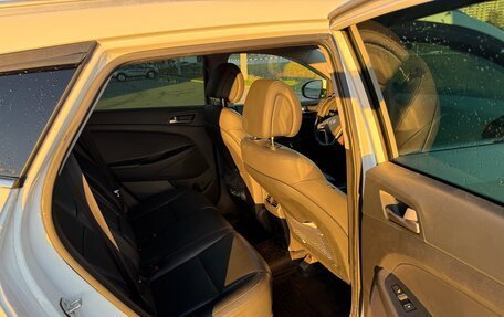 Hyundai Tucson III, 2018 год, 2 400 000 рублей, 5 фотография