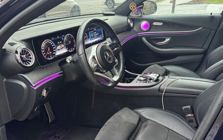 Mercedes-Benz E-Класс, 2020 год, 3 400 000 рублей, 4 фотография