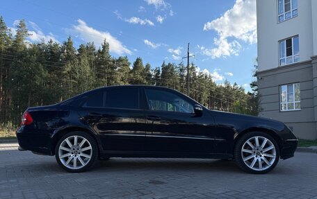Mercedes-Benz E-Класс, 2002 год, 740 000 рублей, 1 фотография