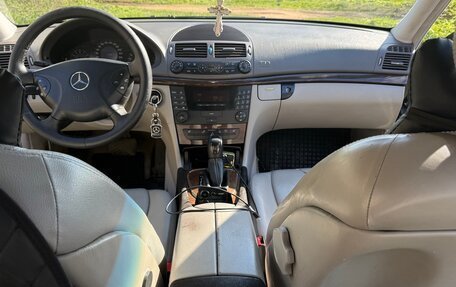 Mercedes-Benz E-Класс, 2002 год, 740 000 рублей, 8 фотография
