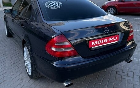 Mercedes-Benz E-Класс, 2002 год, 740 000 рублей, 2 фотография
