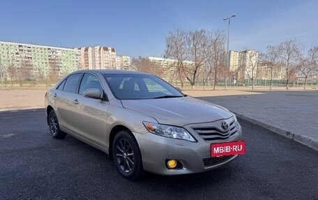 Toyota Camry, 2011 год, 1 100 000 рублей, 2 фотография