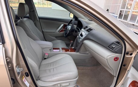 Toyota Camry, 2011 год, 1 100 000 рублей, 13 фотография