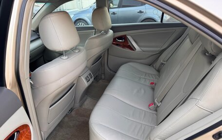 Toyota Camry, 2011 год, 1 100 000 рублей, 14 фотография