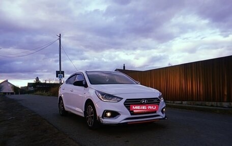 Hyundai Solaris II рестайлинг, 2017 год, 1 400 000 рублей, 2 фотография