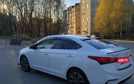 Hyundai Solaris II рестайлинг, 2017 год, 1 400 000 рублей, 8 фотография