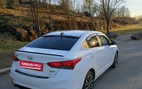 Hyundai Solaris II рестайлинг, 2017 год, 1 400 000 рублей, 9 фотография