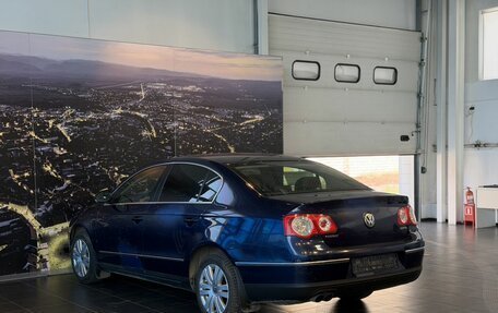 Volkswagen Passat B6, 2005 год, 600 000 рублей, 3 фотография