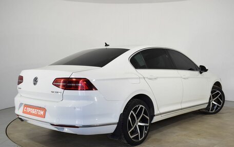 Volkswagen Passat B8 рестайлинг, 2016 год, 1 680 000 рублей, 4 фотография