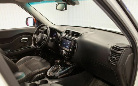 KIA Soul II рестайлинг, 2016 год, 1 650 000 рублей, 19 фотография