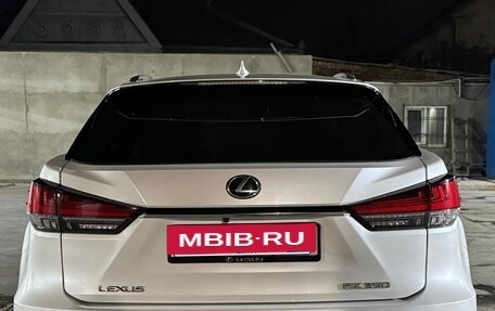 Lexus RX IV рестайлинг, 2021 год, 6 500 000 рублей, 8 фотография