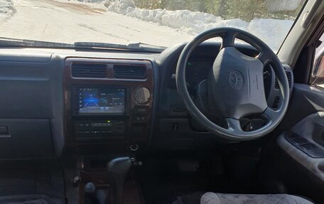 Toyota Land Cruiser Prado 90 рестайлинг, 2001 год, 1 290 000 рублей, 3 фотография