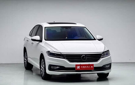 Volkswagen Lavida, 2022 год, 1 150 000 рублей, 3 фотография
