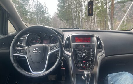 Opel Astra J, 2012 год, 700 000 рублей, 1 фотография