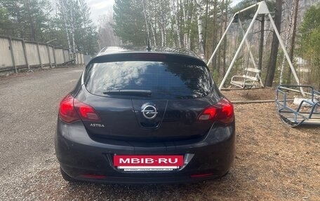 Opel Astra J, 2012 год, 700 000 рублей, 2 фотография